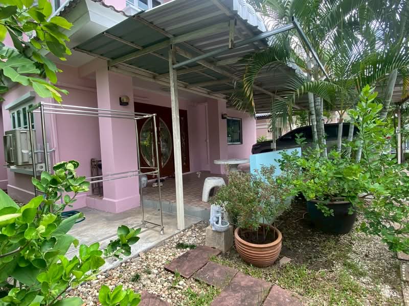 Sansai, Chiang Mai, Nong Chom, San Sai, Chiang Mai, 4 Bedrooms, 220 sqm, Single Detached House For Rent, by วุฒิภัทร มิ่งคำ, 500359145 - DDproperty.com