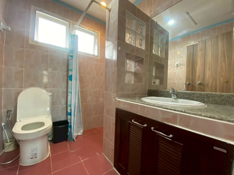 Sansai, Chiang Mai, Nong Chom, San Sai, Chiang Mai, 4 Bedrooms, 220 sqm, Single Detached House For Rent, by วุฒิภัทร มิ่งคำ, 500359145 - DDproperty.com