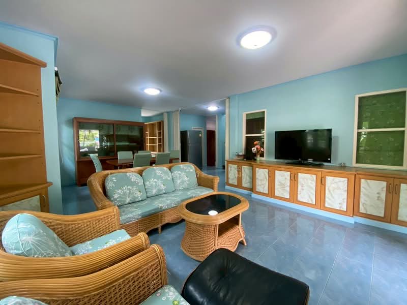 Sansai, Chiang Mai, Nong Chom, San Sai, Chiang Mai, 4 Bedrooms, 220 sqm, Single Detached House For Rent, by วุฒิภัทร มิ่งคำ, 500359145 - DDproperty.com