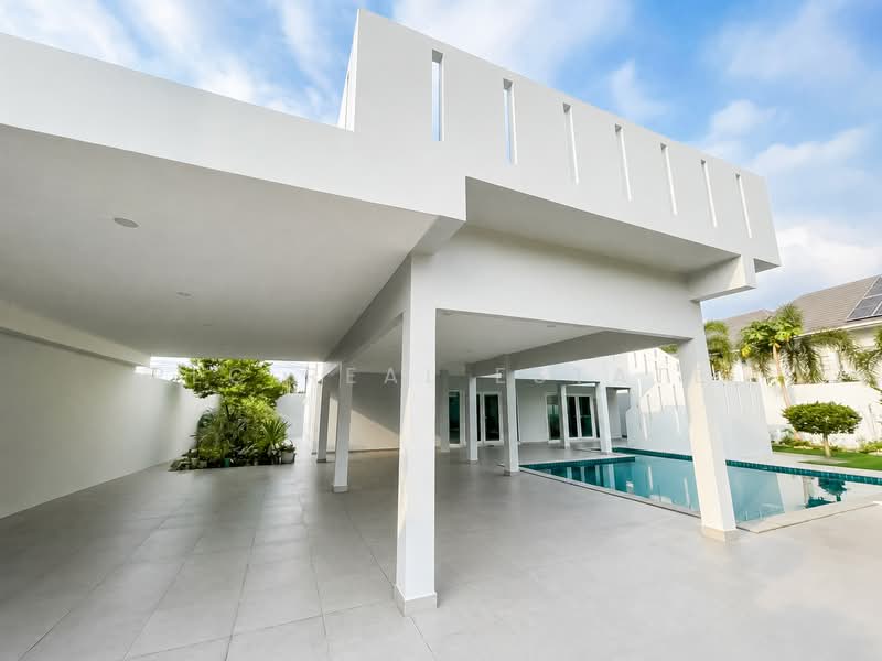 Pool Villa for Sale Thung Klom East Pattaya 3 Bedroom, Chon Buri (Pattaya), Bang Lamung, Bang Lamung (Pattaya), Chon Buri (Pattaya), 3 Bedrooms, 576 sqm, Villa For Sale, by PLC real estate, 500359157 - DDproperty.com
