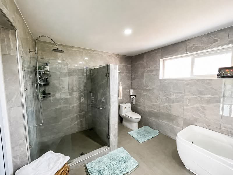 Pool Villa for Sale Thung Klom East Pattaya 3 Bedroom, Chon Buri (Pattaya), Bang Lamung, Bang Lamung (Pattaya), Chon Buri (Pattaya), 3 Bedrooms, 576 sqm, Villa For Sale, by PLC real estate, 500359157 - DDproperty.com
