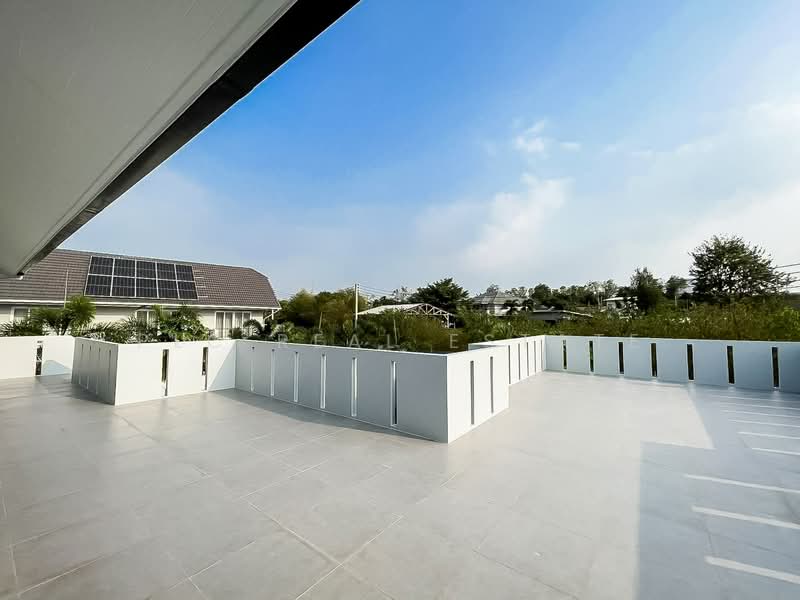 Pool Villa for Sale Thung Klom East Pattaya 3 Bedroom, Chon Buri (Pattaya), Bang Lamung, Bang Lamung (Pattaya), Chon Buri (Pattaya), 3 Bedrooms, 576 sqm, Villa For Sale, by PLC real estate, 500359157 - DDproperty.com