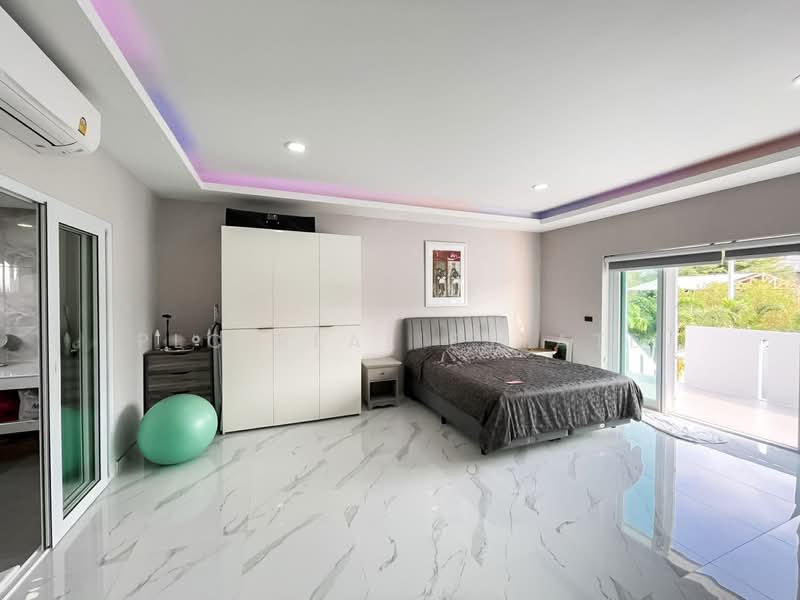 Pool Villa for Sale Thung Klom East Pattaya 3 Bedroom, Chon Buri (Pattaya), Bang Lamung, Bang Lamung (Pattaya), Chon Buri (Pattaya), 3 Bedrooms, 576 sqm, Villa For Sale, by PLC real estate, 500359157 - DDproperty.com