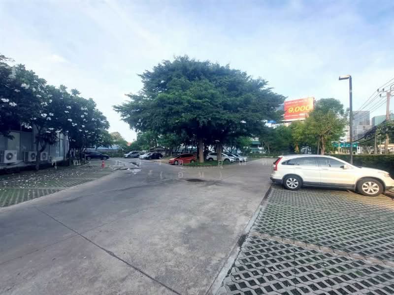 Supalai Park Ratchayothin, Bangkok, Ratchadaphisek Road, Lat Yao, Chatuchak, Bangkok, 1 Bedroom, 32 sqm, Condo For Sale, by คุณ ภควัต อุณหรัตน์ (อ้น), 500359181 - DDproperty.com