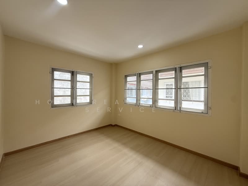 Perfect Place Ramkhamhaeng 164, Bangkok, Soi Ramkhamhaeng 164, Saphan Sung, Bangkok, 5 Bedrooms, 200 sqm, Single Detached House For Sale, by HOME Real Estate Service, 500359188 - DDproperty.com