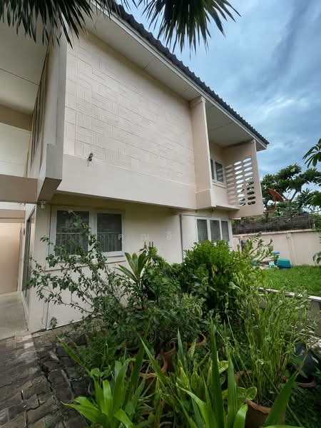 house for sell, Bangkok, Saphan Sung, Bangkok, 3 Bedrooms, 320 sqm, Single Detached House For Sale, by คุณอิน, 500359219 - DDproperty.com