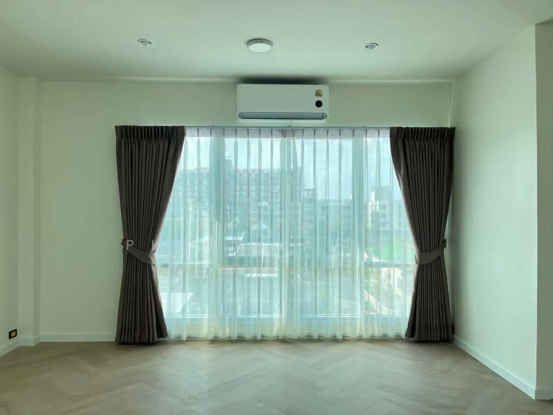 ทาวน์เฮ้าส์ 2-ห้องนอน, กรุงเทพ, ลาดพร้าว, กรุงเทพ, 220 ตร.ม., ทาวน์เฮ้าส์ ให้เช่า, โดย Natthida Thianchaianan, 500359278 - DDproperty.com
