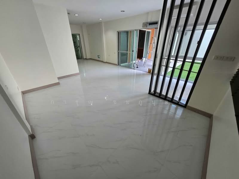 Noble Cube Pattanakarn, Bangkok, Phatthanakan Road, Suan Luang, Bangkok, 3 Bedrooms, 40 sqm, Townhouse For Rent, by การุณ ชมภูบุตร, 500359310 - DDproperty.com