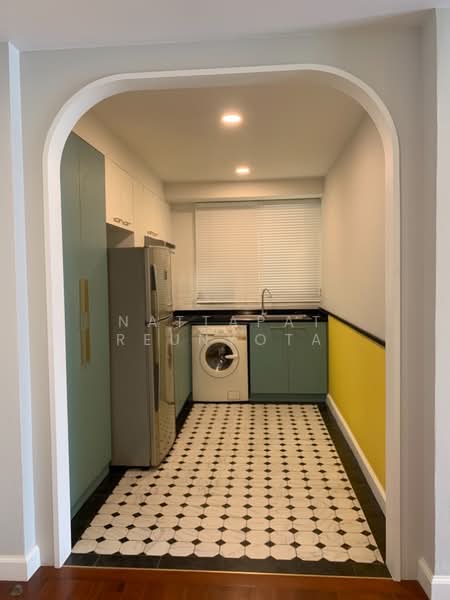 49 Plus, Bangkok, Soi Sukhumvit 49, Khlong Tan Nua, Watthana, Bangkok, 1 Bedroom, 50 sqm, Condo For Sale, by Nattapat Reunyota, 500359391 - DDproperty.com