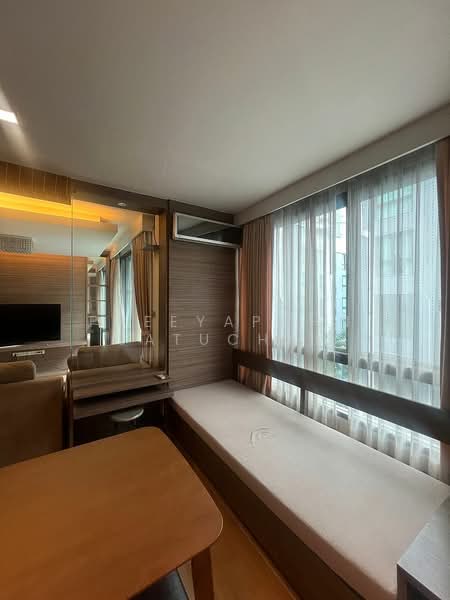 Issara @ 42 Sukhumvit, Bangkok, Soi Sukhumvit 42, Phra Kanong, Khlong Toei, Bangkok, 2 Bedrooms, 79 sqm, Condo For Sale, by Preeyapohn Jatuchai, 500359421 - DDproperty.com