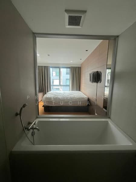 Issara @ 42 Sukhumvit, Bangkok, Soi Sukhumvit 42, Phra Kanong, Khlong Toei, Bangkok, 2 Bedrooms, 79 sqm, Condo For Sale, by Preeyapohn Jatuchai, 500359421 - DDproperty.com