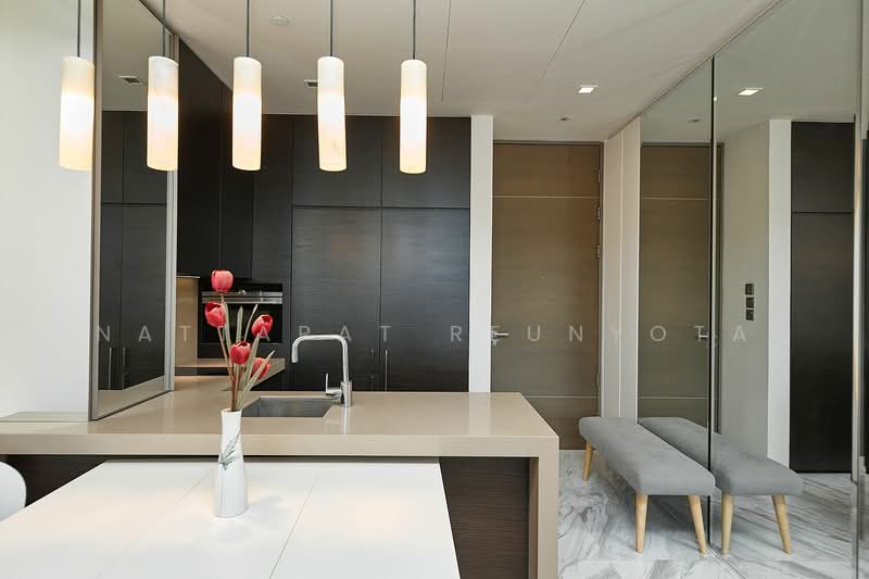 Saladaeng One, Bangkok, Sala Daeng 1 Alley, Silom, Bang Rak, Bangkok, 1 Bedroom, 50 sqm, Condo For Sale, by Nattapat Reunyota, 500359426 - DDproperty.com