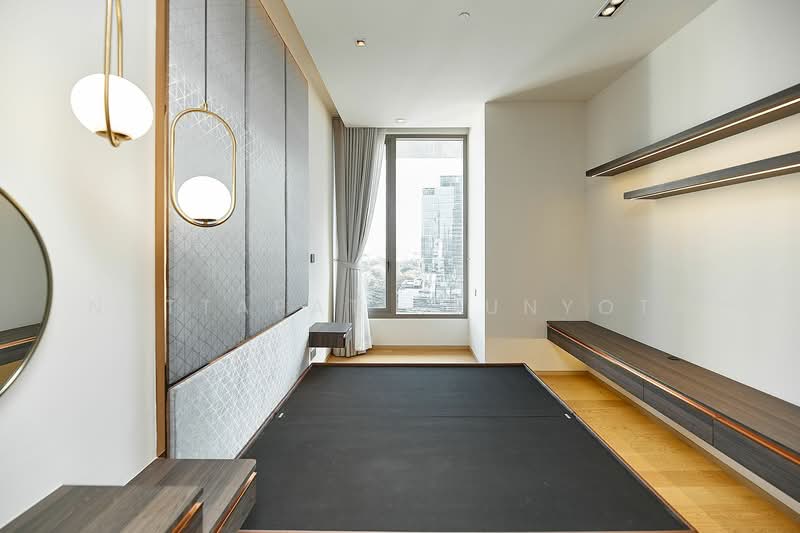 Saladaeng One, Bangkok, Sala Daeng 1 Alley, Silom, Bang Rak, Bangkok, 1 Bedroom, 50 sqm, Condo For Sale, by Nattapat Reunyota, 500359426 - DDproperty.com