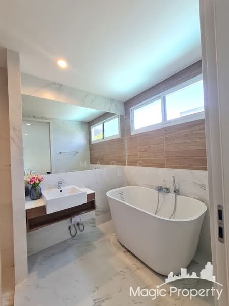 Nirvana Absolute Krungthep Kreetha, Bangkok, Soi Krungthep Kreetha B 5, Saphan Sung, Bangkok, 3 Bedrooms, 300 sqm, Single Detached House For Rent, by Magic Property, 500359429 - DDproperty.com