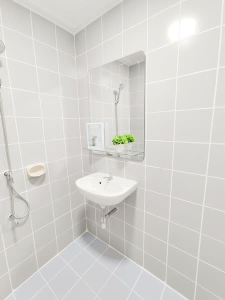 Duliya Place, Bangkok, Soi Nakniwat 37, Lat Phrao, Bangkok, 1 Bedroom, 38 sqm, Condo For Sale, by รพีร์ทัธ Rhapeethut (ทัธ), 500359442 - DDproperty.com