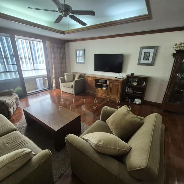 Asoke Towers, Bangkok, Sukhumvit 21 Road, Khlongtoei Nua, Watthana, Bangkok, 3 Bedrooms, 169 sqm, Condo For Sale, by Nattapat Reunyota, 500359464 - DDproperty.com