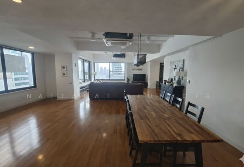Asoke Towers, Bangkok, Sukhumvit 21 Road, Khlongtoei Nua, Watthana, Bangkok, 3 Bedrooms, 253 sqm, Condo For Sale, by Nattapat Reunyota, 500359475 - DDproperty.com