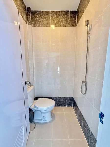 หมู่บ้านฉัตรแก้ว 5, Chon Buri (Pattaya), Bang Lamung, Bang Lamung (Pattaya), Chon Buri (Pattaya), 3 Bedrooms, 140 sqm, Single Detached House For Sale, by HOME Real Estate Service, 500359483 - DDproperty.com