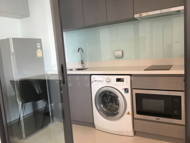 Rhythm Sukhumvit 36-38, Bangkok, 55 Soi Sukhumvit 36, Sukhumvit Road, Phra Kanong, Khlong Toei, Bangkok, 1 Bedroom, 49 sqm, Condo For Sale, by Preeyapohn Jatuchai, 500359494 - DDproperty.com