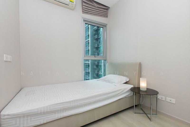 Life Ratchadapisek, Bangkok, 279 Ratchadapisaek Road, Huai Khwang, Bangkok, 2 Bedrooms, 56 sqm, Condo For Sale, by Nattapat Reunyota, 500359496 - DDproperty.com