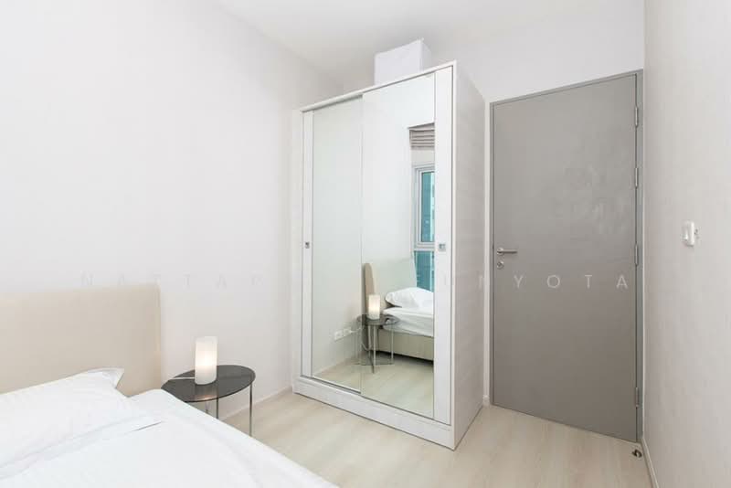 Life Ratchadapisek, Bangkok, 279 Ratchadapisaek Road, Huai Khwang, Bangkok, 2 Bedrooms, 56 sqm, Condo For Sale, by Nattapat Reunyota, 500359496 - DDproperty.com
