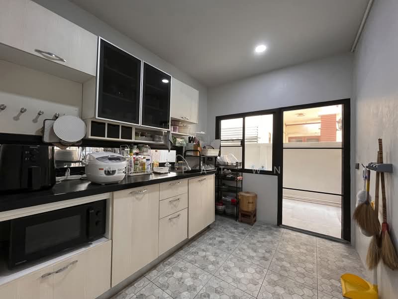 Chonlada Bangbuathong, Nonthaburi, Bang Kruai - Sai Noi Road, Bang Bua Thong, Nonthaburi, 3 Bedrooms, 200 sqm, Single Detached House For Sale, by Norapat Wn, 500359515 - DDproperty.com