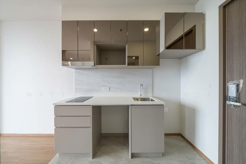 Cloud Thonglor-Phetchaburi, Bangkok, 1986 New Petchaburi Road, Bang Kapi, Huai Khwang, Bangkok, 1 Bedroom, 32 sqm, Condo For Sale, by Nattapat Reunyota, 500359534 - DDproperty.com