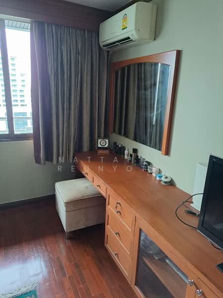 Lake Avenue Sukhumvit 16, Bangkok, Soi Sammitr Sukhumvit Road, Khlong Tan Nua, Watthana, Bangkok, 1 Bedroom, 79 sqm, Condo For Sale, by Nattapat Reunyota, 500359537 - DDproperty.com