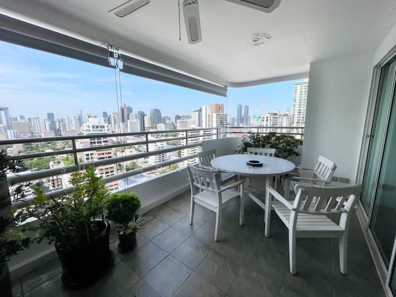 Regent On The Park 3, Bangkok, 185 Soi Sukhumvit 39 Sukhumvit Road, Khlong Tan Nua, Watthana, Bangkok, 3 Bedrooms, 252 sqm, Condo For Sale, by Suchada Yodyiem, 500359592 - DDproperty.com