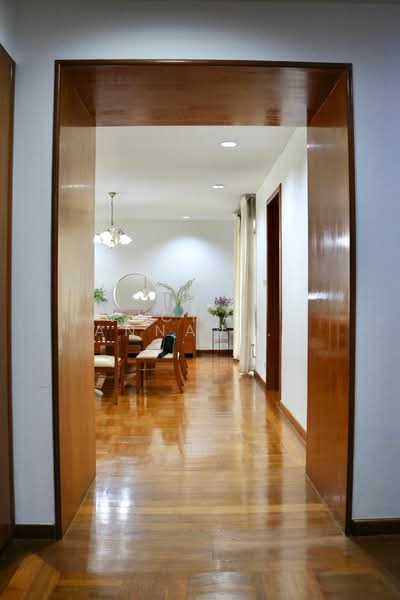 Ma Peng Seng Apartment, Bangkok, Soi Sukhumvit 31, Khlongtoei Nua, Watthana, Bangkok, 4 Bedrooms, 265 sqm, Apartment For Rent, by Vichai Annavakulthorn, 500359596 - DDproperty.com