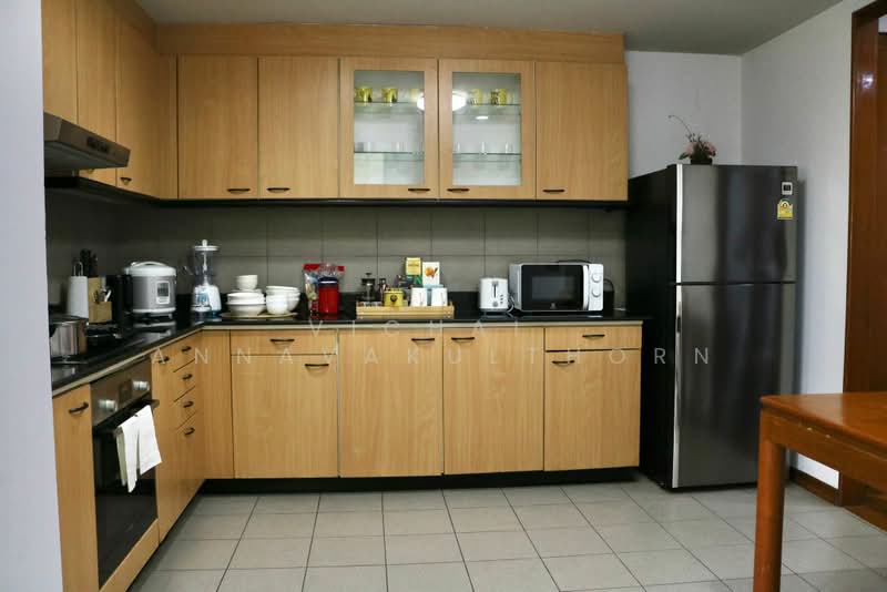 Ma Peng Seng Apartment, Bangkok, Soi Sukhumvit 31, Khlongtoei Nua, Watthana, Bangkok, 4 Bedrooms, 265 sqm, Apartment For Rent, by Vichai Annavakulthorn, 500359596 - DDproperty.com