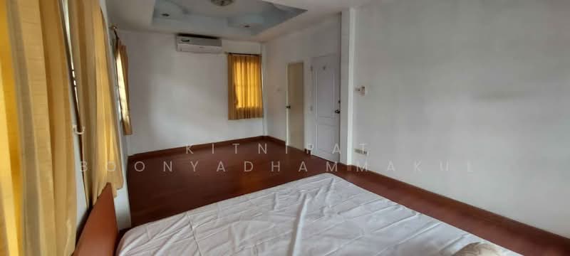undefined, Bangkok, Khlong Tanon, Sai Mai, Bangkok, 4 Bedrooms, 220 sqm, Single Detached House For Sale, by Kitnipat Boonyadhammakul, 500359627 - DDproperty.com