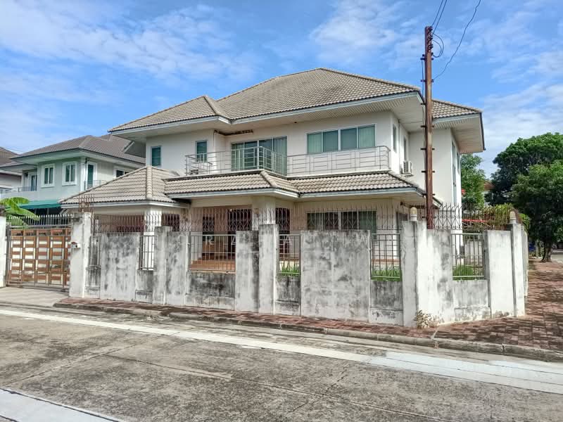 Chonlada Bangbuathong, Nonthaburi, Bang Kruai - Sai Noi Road, Bang Bua Thong, Nonthaburi, 5 Bedrooms, 330 sqm, Single Detached House For Sale, by Norapat Wn, 500359632 - DDproperty.com