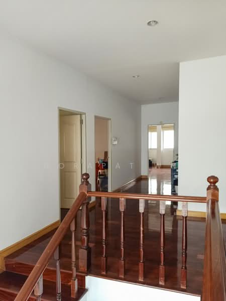 Chonlada Bangbuathong, Nonthaburi, Bang Kruai - Sai Noi Road, Bang Bua Thong, Nonthaburi, 5 Bedrooms, 330 sqm, Single Detached House For Sale, by Norapat Wn, 500359632 - DDproperty.com