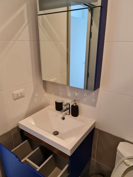 XT Ekkamai, Bangkok, 259 Soi Sukhumvit 63, Khlong Tan Nua, Watthana, Bangkok, 1 Bedroom, 30 sqm, Condo For Sale, by Nattapat Reunyota, 500359641 - DDproperty.com