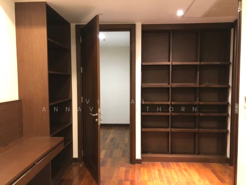 Vasu The Residence, Bangkok, Soi Sukhumvit 55, Khlong Tan Nua, Watthana, Bangkok, 3 Bedrooms, 245 sqm, Apartment For Rent, by Vichai Annavakulthorn, 500359653 - DDproperty.com
