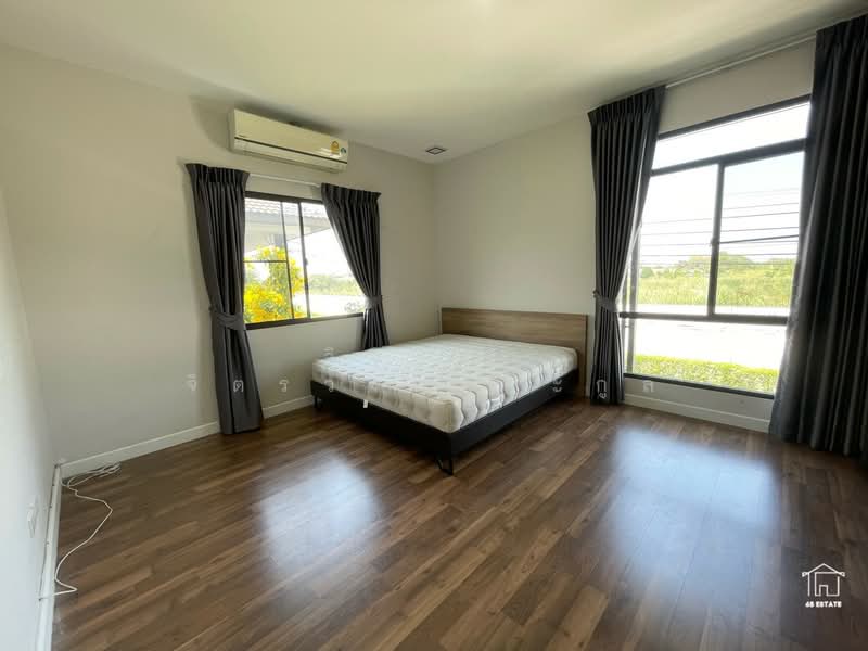 Mantana Lake Watcharapol, Bangkok, Sukhaphiban 5 Road, O-Ngoen, Sai Mai, Bangkok, 3 Bedrooms, 158 sqm, Single Detached House For Rent, by วิจิตรา จิตรวงษ์ตระกูล, 500359681 - DDproperty.com