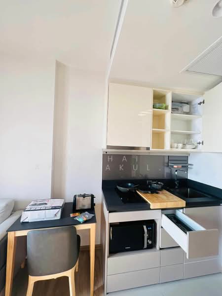 Oka Haus Sukhumvit 36, Bangkok, 3399 Rama 4 Road, Khong Tan, Khlong Toei, Bangkok, 1 Bedroom, 27 sqm, Condo For Rent, by Vichai Annavakulthorn, 500359686 - DDproperty.com