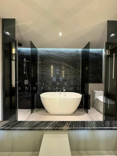 The Reserve 61 Hideaway, Bangkok, 92 Sukhumvit 61, Khlong Tan Nua, Watthana, Bangkok, 2 Bedrooms, 121 sqm, Condo For Rent, by Vichai  Annavakulthorn, 500359690 - DDproperty.com