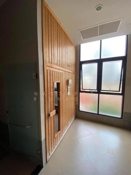 Supalai Elite Sathorn-Suanplu, Bangkok, 198 Suanphlu Road, Thung Maha Mek, Sathon, Bangkok, 2 Bedrooms, 95 sqm, Condo For Sale, by Nattapat Reunyota, 500359692 - DDproperty.com