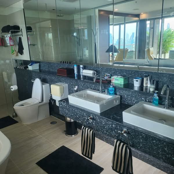 The Lakes, Bangkok, 123 Ratchadaphisek Road, Khlong Toei, Bangkok, 3 Bedrooms, 440 sqm, Condo For Sale, by Suchada Yodyiem, 500359744 - DDproperty.com
