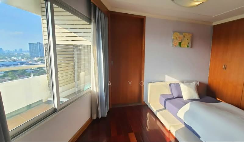 Bangkok River Marina, Bangkok, 266 Charan Sanitwong Rd., Bang Phlat, Bangkok, 3 Bedrooms, 181 sqm, Condo For Sale, by Suchada Yodyiem, 500359747 - DDproperty.com