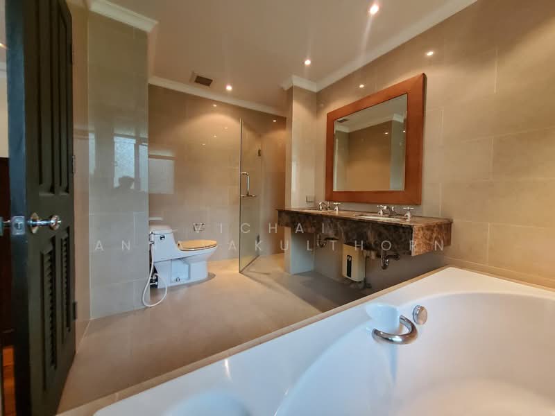 The Cadogan Private Residence, Bangkok, Soi Sukhumvit 39, Khlong Tan Nua, Watthana, Bangkok, 2 Bedrooms, 175 sqm, Condo For Rent, by Vichai Annavakulthorn, 500359786 - DDproperty.com
