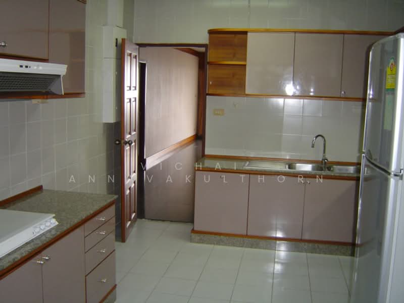Tower Park, Bangkok, 88 Soi Sukhumvit 3, Sukhumvit Road, Khlongtoei Nua, Watthana, Bangkok, 3 Bedrooms, 286 sqm, Condo For Rent, by Vichai Annavakulthorn, 500359790 - DDproperty.com