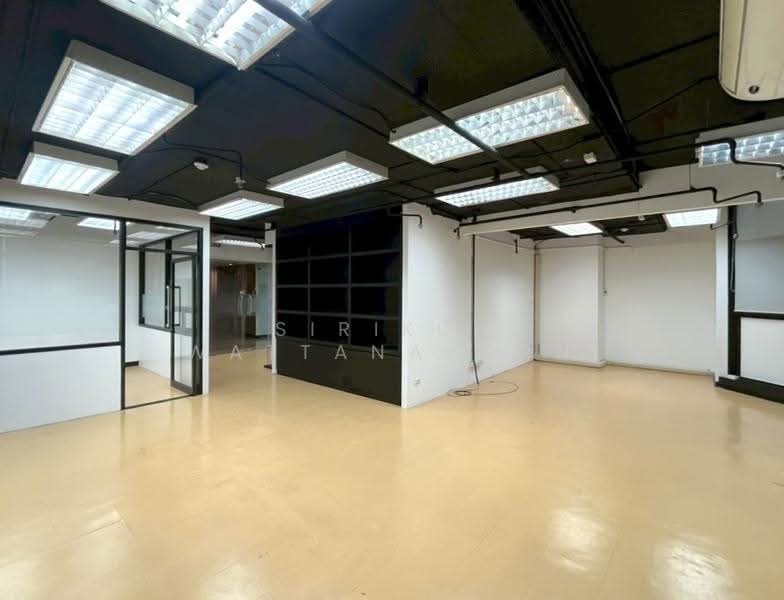Ekkamai Office, Air con 24hr, Only 650B/sqm, 500m to BTS, Bangkok, Sukhumvit 63, Khlong Tan Nua, Watthana, Bangkok, , 90 sqm, Office Space For Rent, by Sirikul Wattanakorn, 500359845 - DDproperty.com