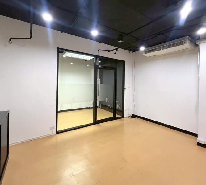 Ekkamai Office, Air con 24hr, Only 650B/sqm, 500m to BTS, Bangkok, Sukhumvit 63, Khlong Tan Nua, Watthana, Bangkok, , 90 sqm, Office Space For Rent, by Sirikul Wattanakorn, 500359845 - DDproperty.com