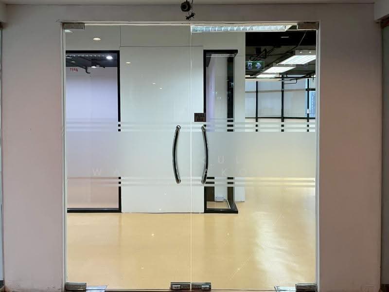 Office พร้อมใช้, แอร์ 24ชม., 500ม.จาก BTS เอกมัย, กรุงเทพ, Sukhumvit 63, คลองตันเหนือ, วัฒนา, กรุงเทพ, 90 ตร.ม., สำนักงาน ให้เช่า, โดย Sirikul Wattanakorn, 500359845 - DDproperty.com