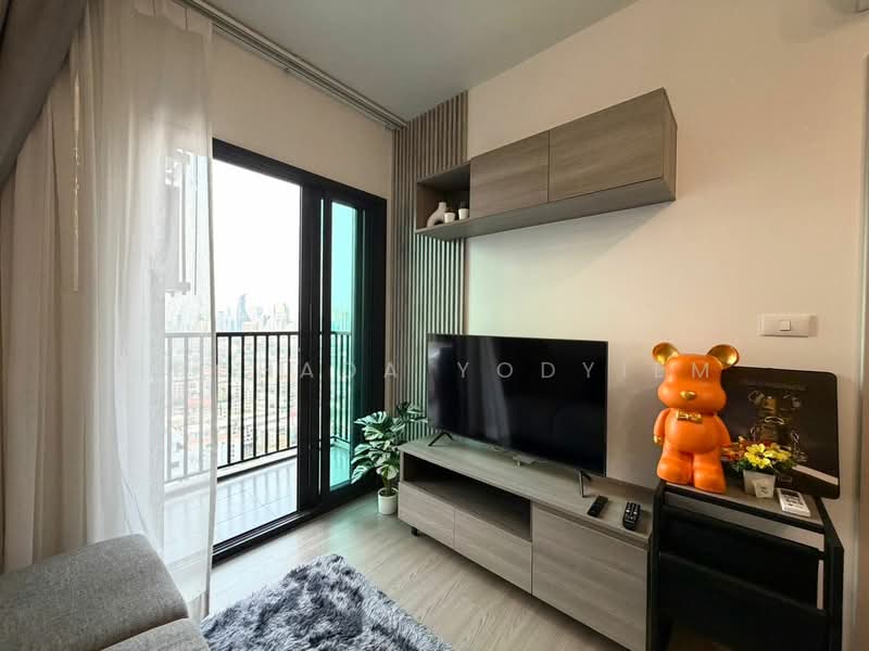 The Base Phetchaburi-Thonglor, Bangkok, Phetchaburi Rd, Bang Kapi, Huai Khwang, Bangkok, 1 Bedroom, 32 sqm, Condo For Sale, by Suchada Yodyiem, 500359854 - DDproperty.com