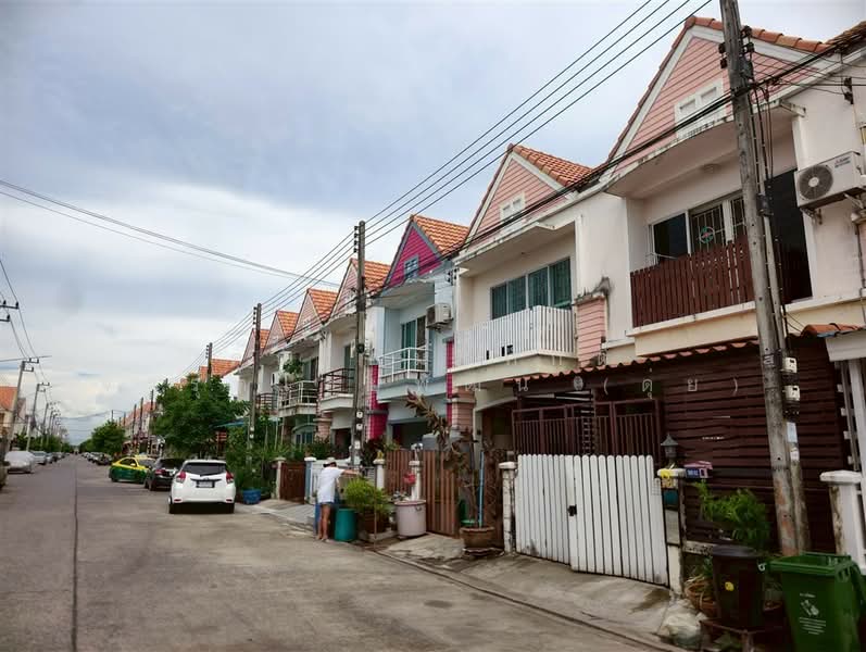 U Thong Place 6 : หมู่บ้านอู่ทองเพลส 6, ปทุมธานี, คูคต, ลำลูกกา, ปทุมธานี, 90 ตร.ม., ทาวน์เฮ้าส์ ขาย, โดย คุณ อมรศักดิ์ จารุตไชยพัฒน์ (ดุ่ย), 500359861 - DDproperty.com