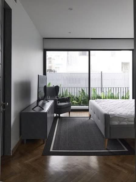4-BR House, Bangkok, Khlong Tan Nua, Watthana, Bangkok, 4 Bedrooms, 400 sqm, Single Detached House For Sale, by Suchada Yodyiem, 500359884 - DDproperty.com
